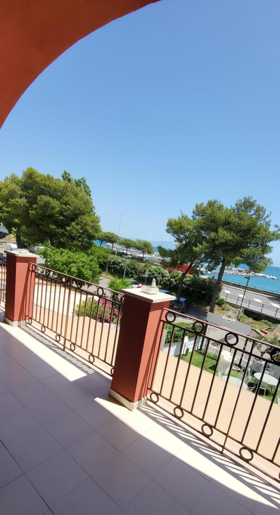 Casa Ortensia Formia Esterno foto